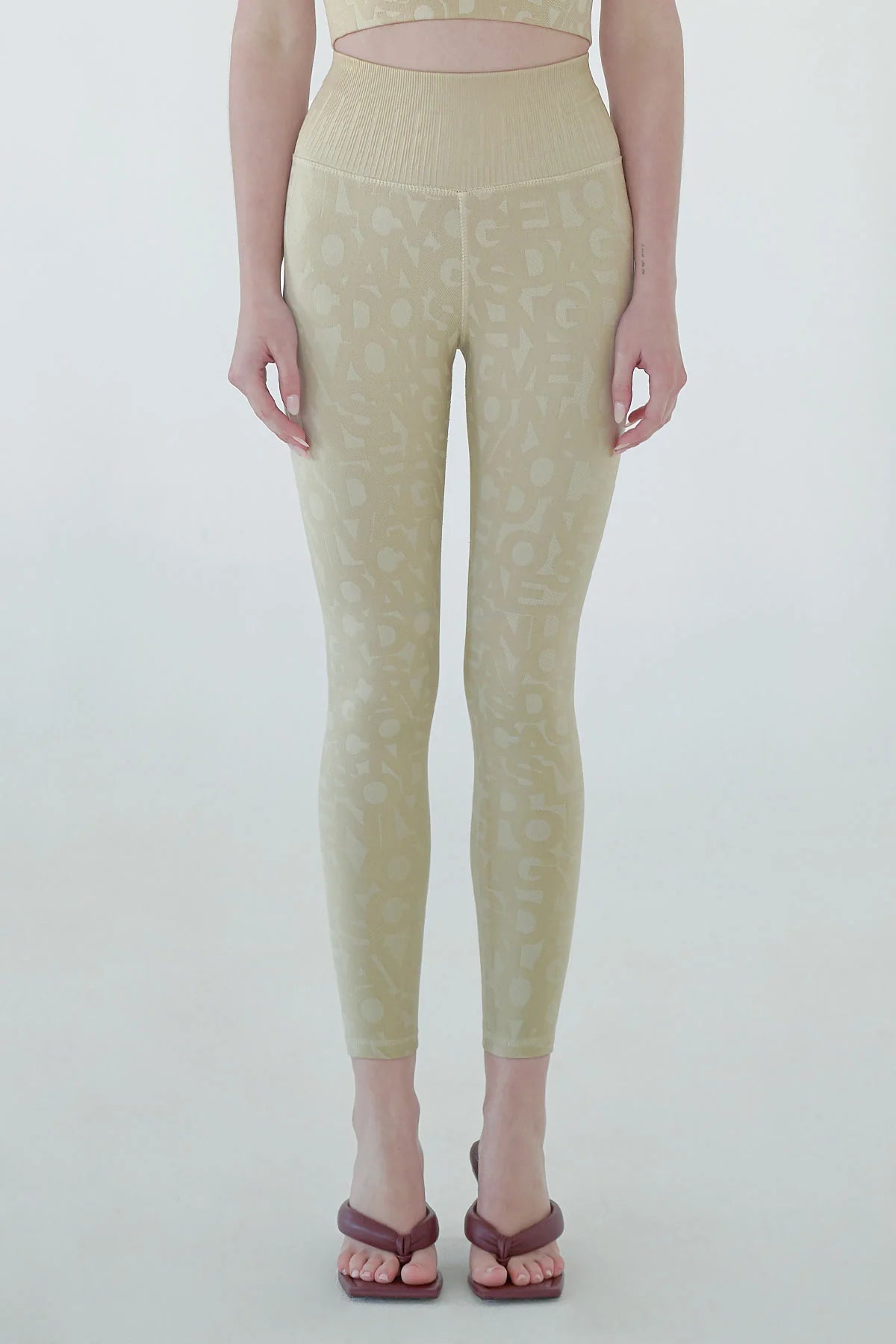 【NEW】Shadow Legging