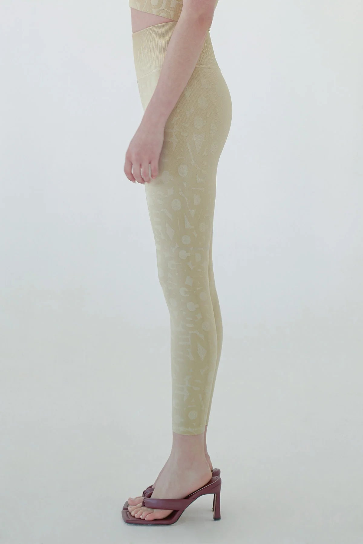 【NEW】Shadow Legging
