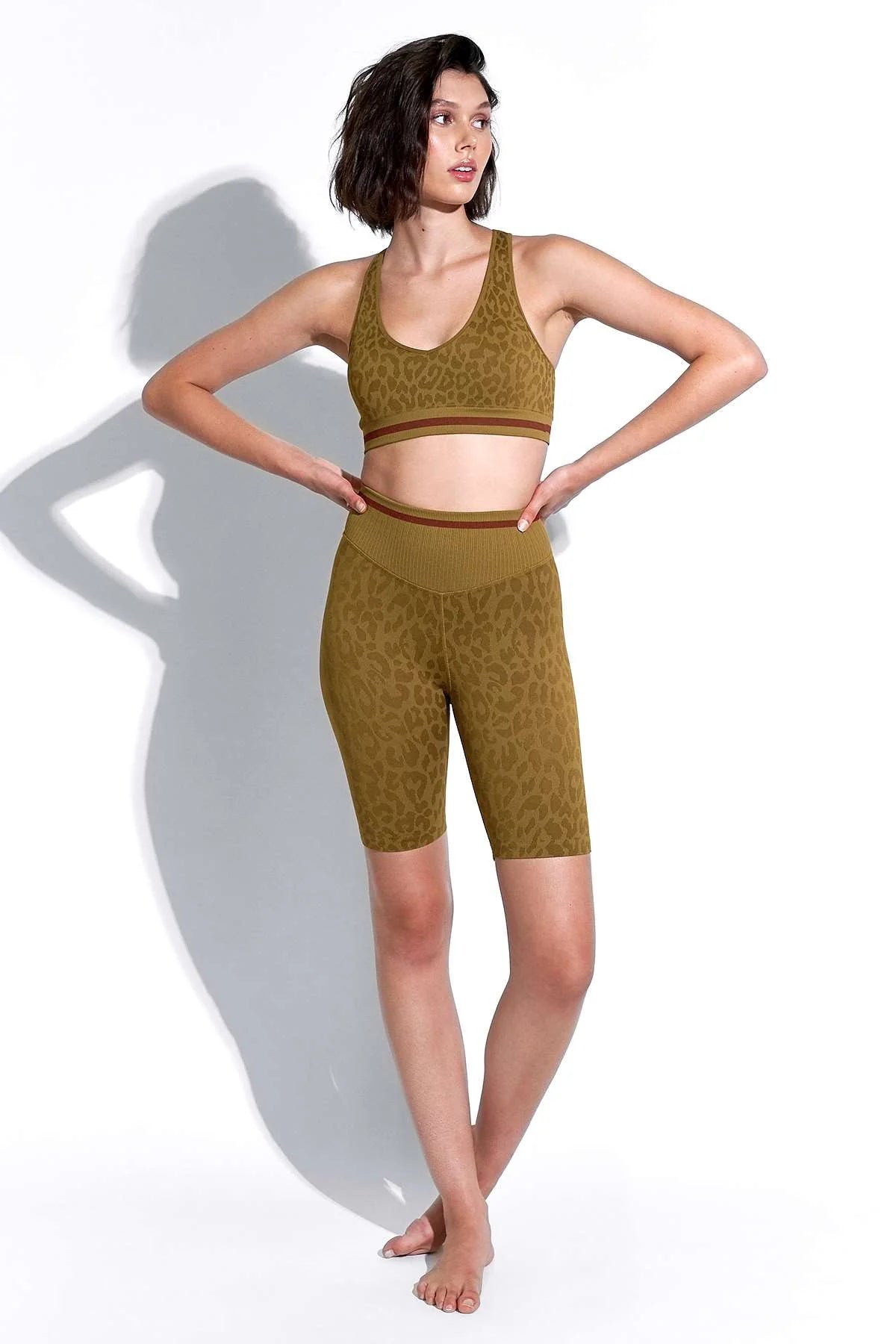 Leo Stripe V-Back Biker Short